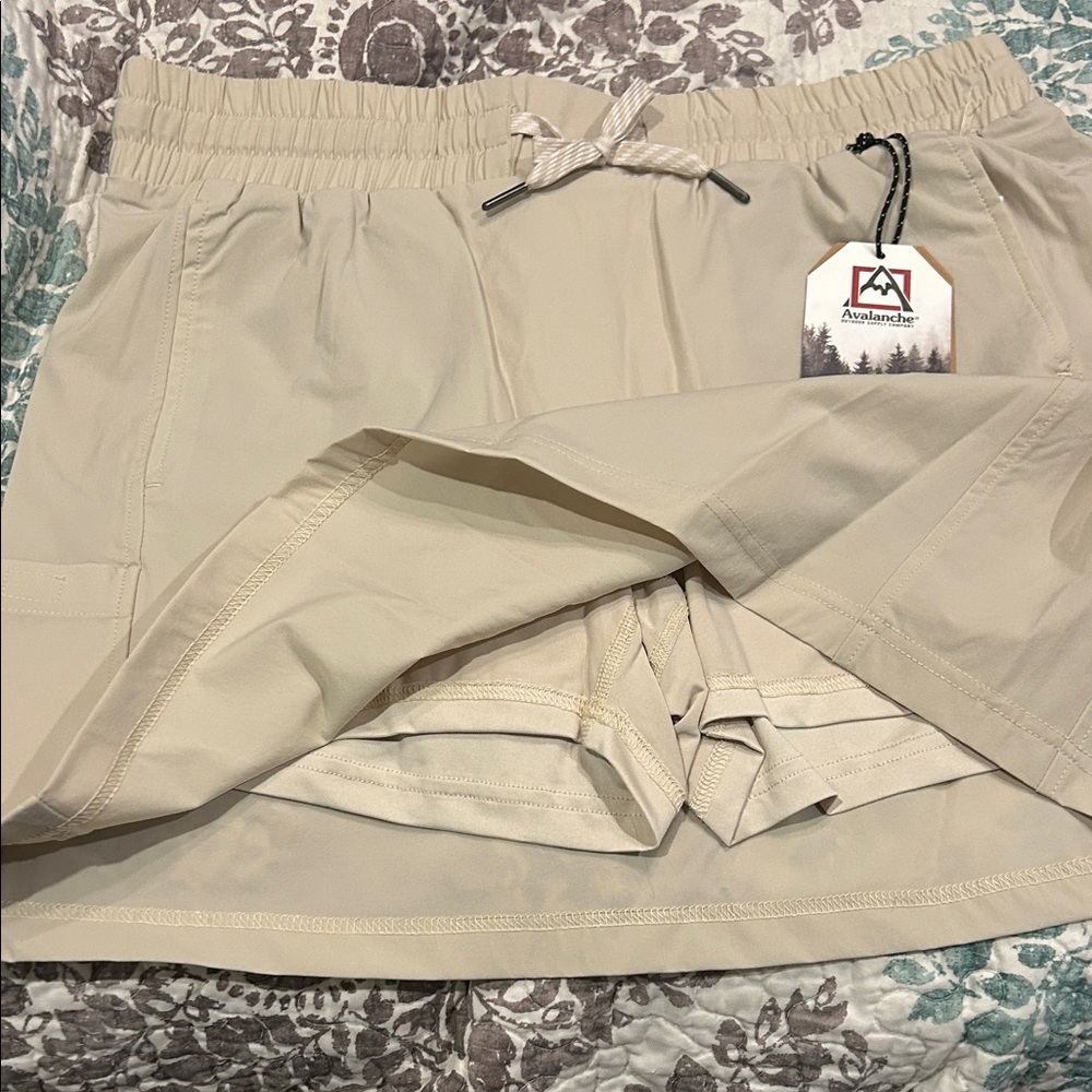 Avalanche Beige Skirt - Picture 2 of 3